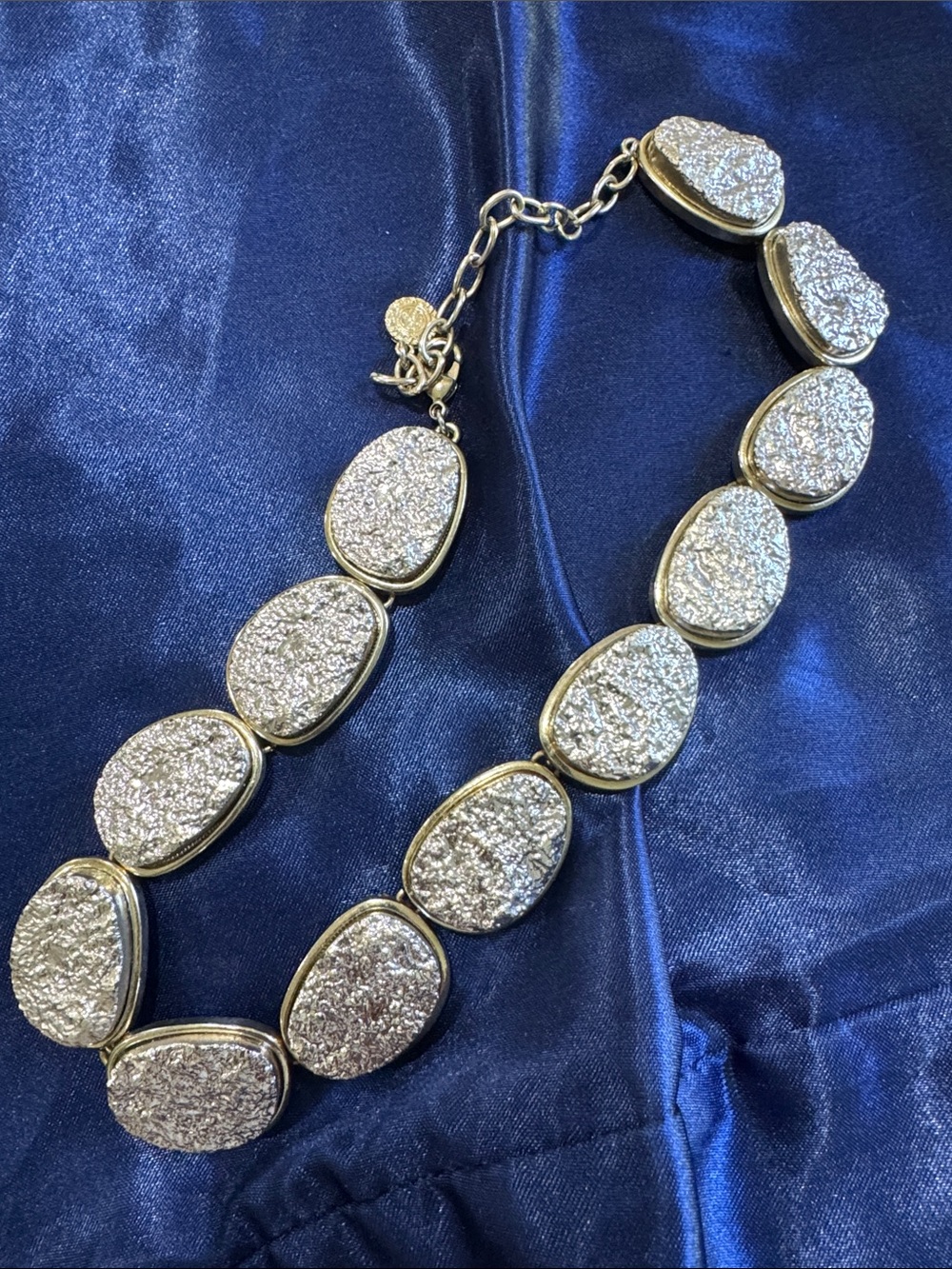 Neiman Marcus Silver Druzy Oval Link Necklace